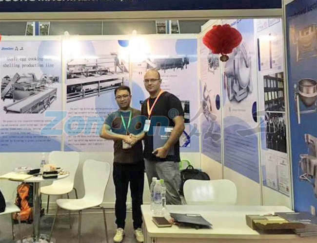 展會(huì)現(xiàn)場(chǎng)